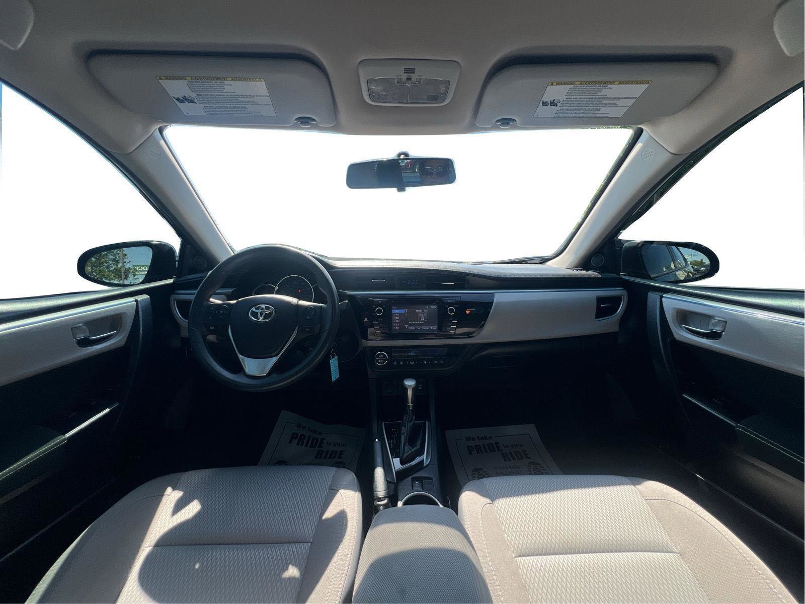 Used 2016 Toyota Corolla LE FWD image 8