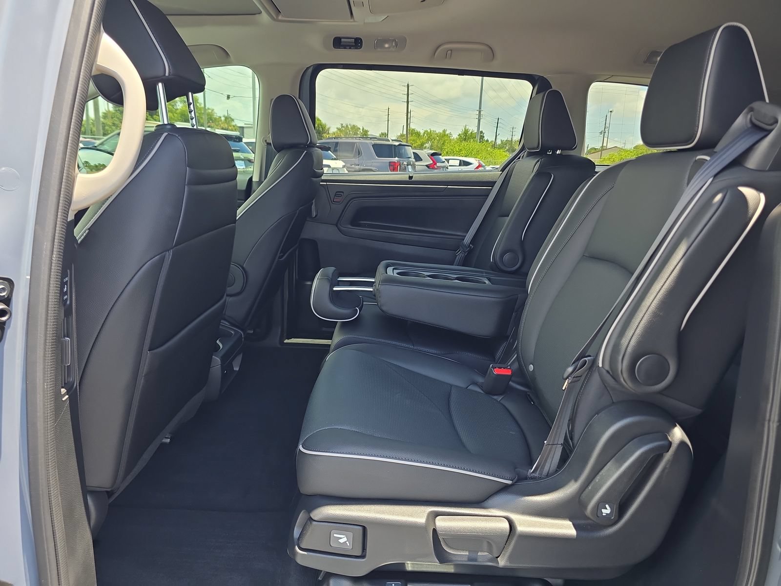 Certified 2026 Honda Odyssey Elite image 13