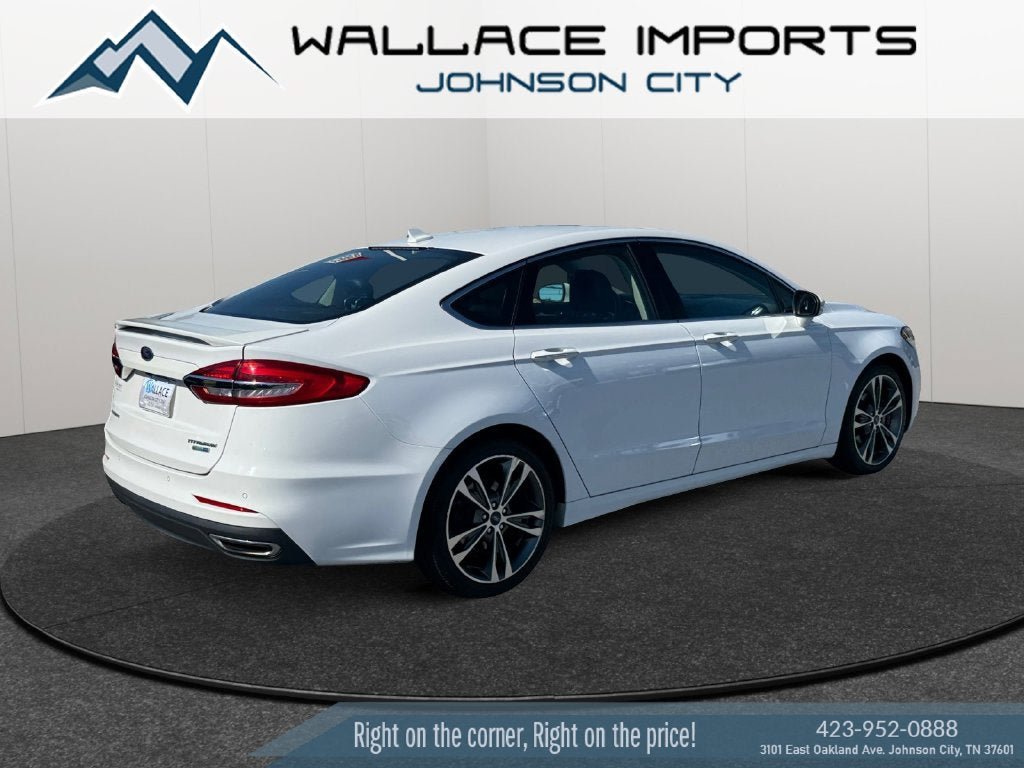 Used 2020 Ford Fusion Titanium AWD/4WD image 5