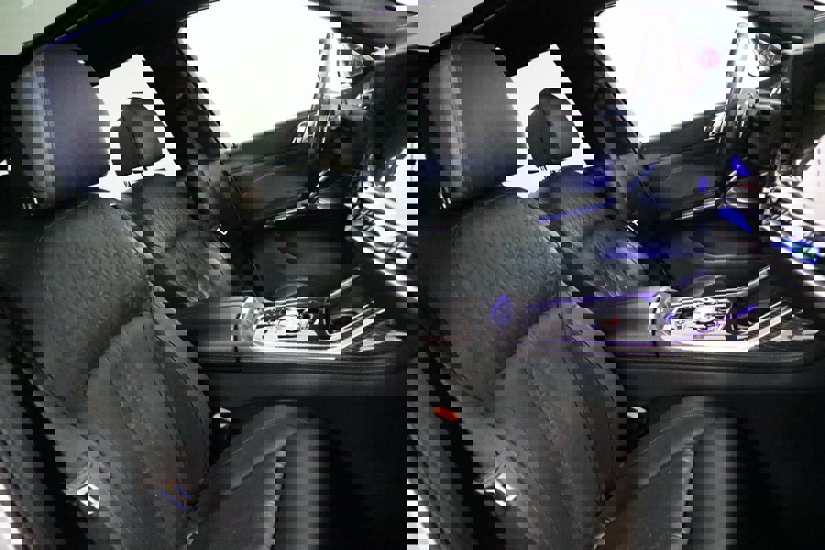 Used 2024 BMW X7 M60i image 72