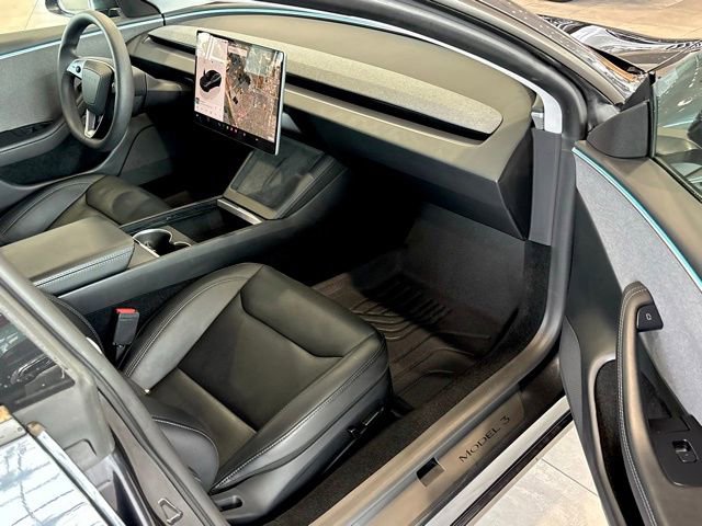 Used 2024 Tesla Model 3 Standard Range image 41