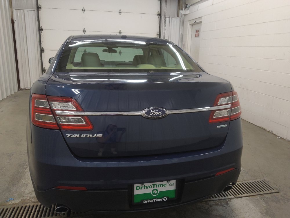 Used 2017 Ford Taurus SE FWD image 6