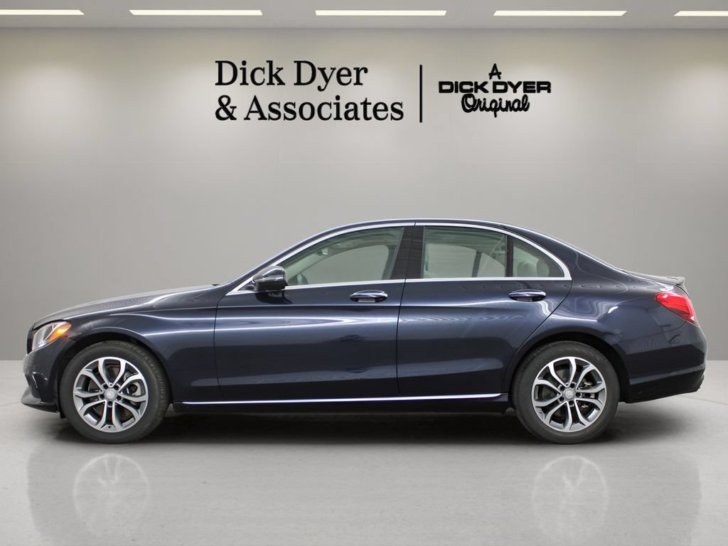 Used 2016 Mercedes-Benz C 300 4MATIC Sedan image 6