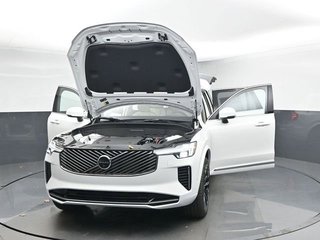 New 2026 Volvo XC90 B6 Ultra w/ Protection Package image 55