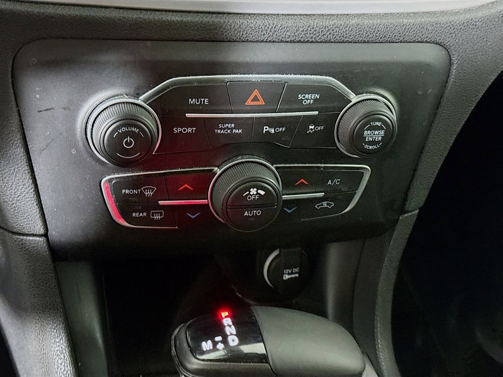 Used 2023 Dodge Charger SXT image 8