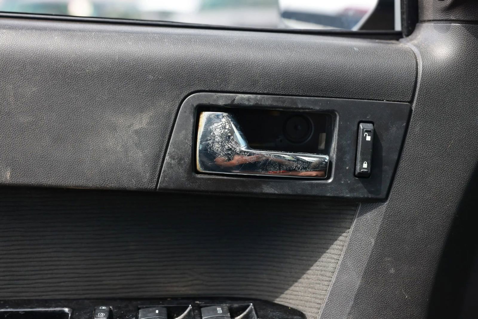 Used 2010 MAZDA Tribute i Sport image 39