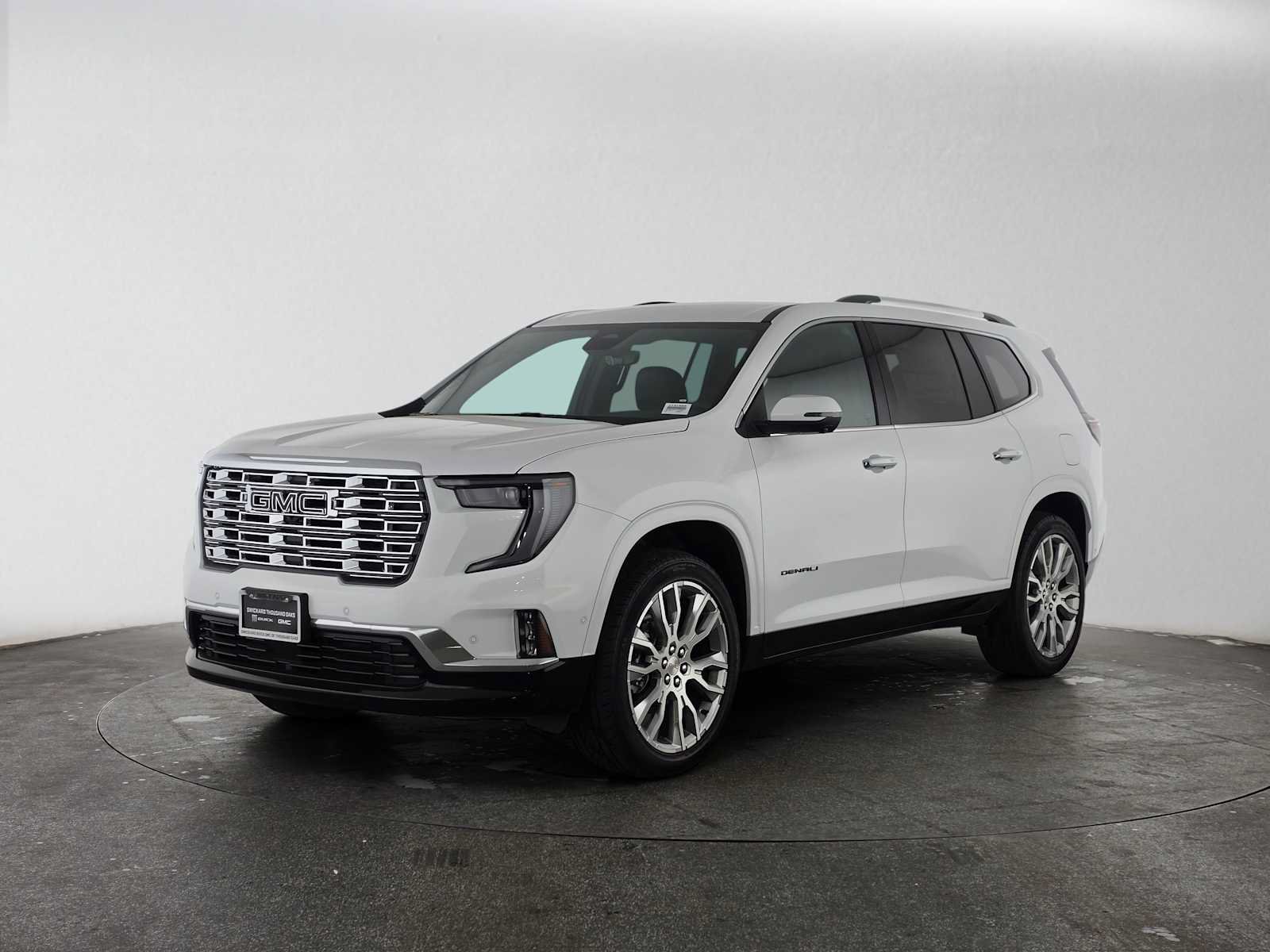 New 2027 GMC Acadia Denali w/ LPO, Black Badging Package FWD image 7