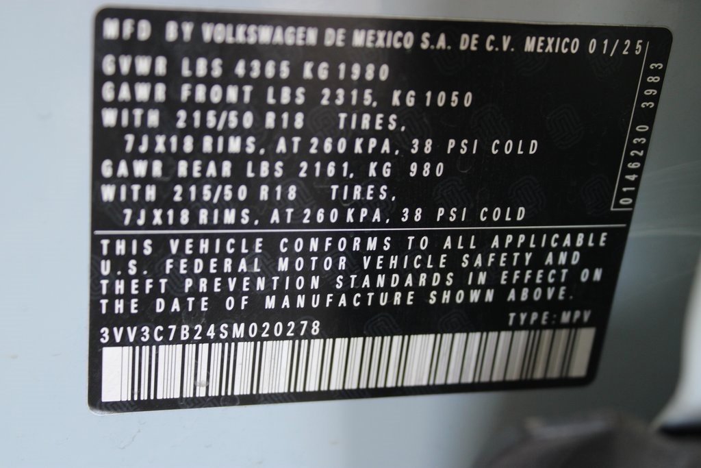 Used 2025 Volkswagen Taos SE image 10