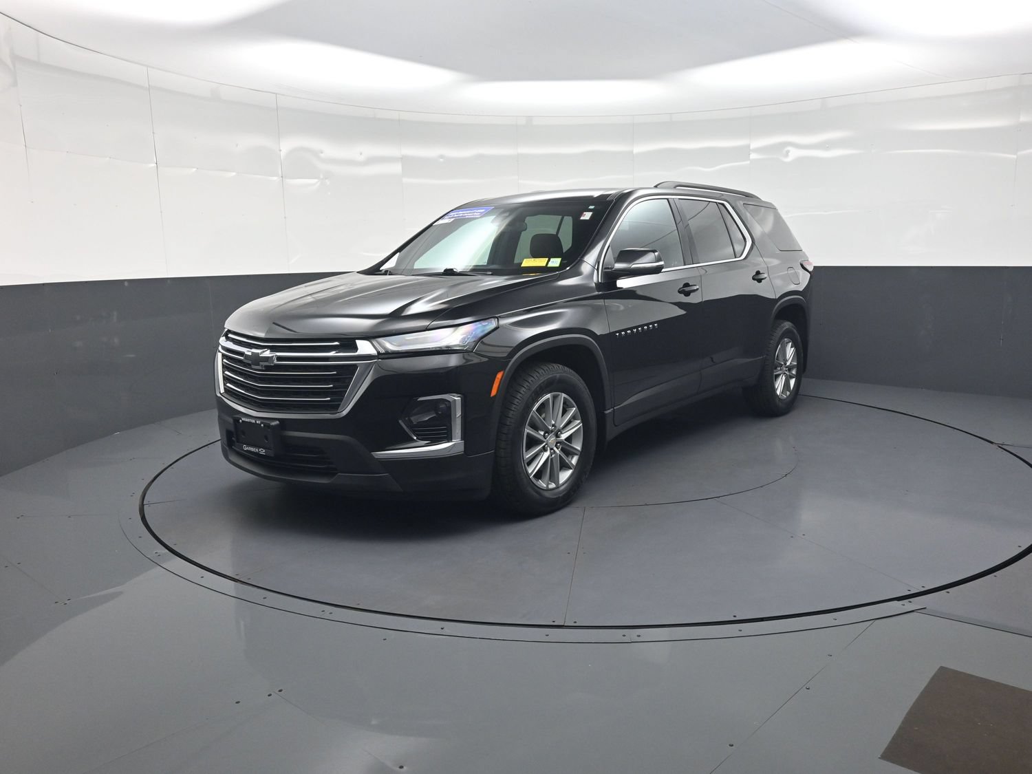 Used 2023 Chevrolet Traverse LT w/ LPO, Floor Liner Package AWD/4WD image 7
