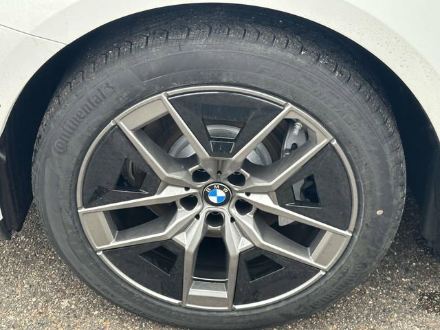 New 2026 BMW 530i xDrive w/ Premium Package image 7