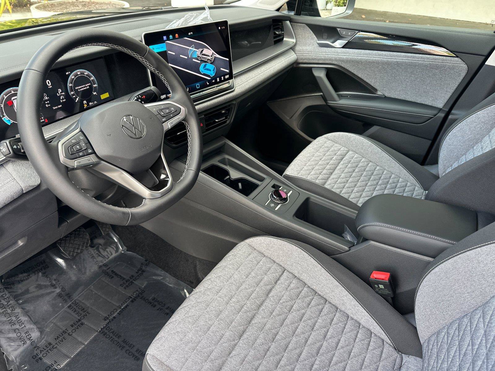 New 2026 Volkswagen Tiguan S AWD/4WD image 9