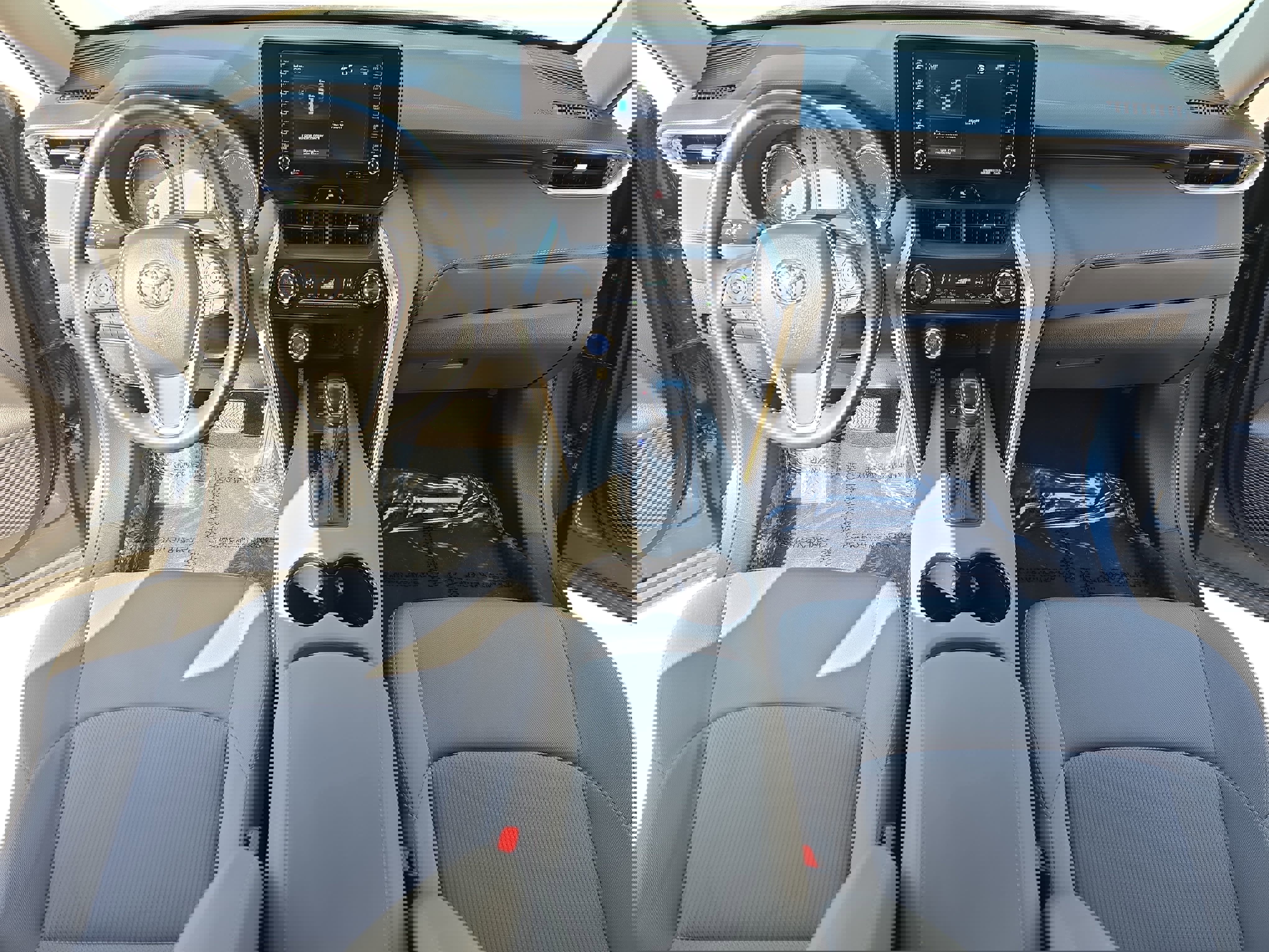 Used 2021 Toyota Venza LE image 9