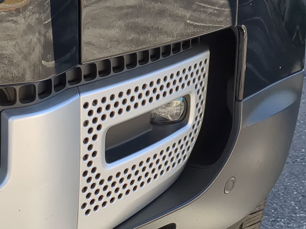 Certified 2025 Land Rover Defender 110 S AWD/4WD image 11