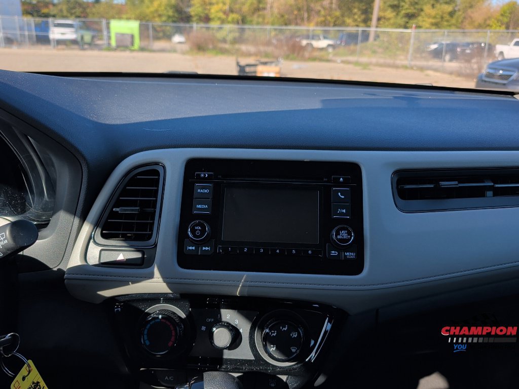Used 2019 Honda HR-V LX image 20