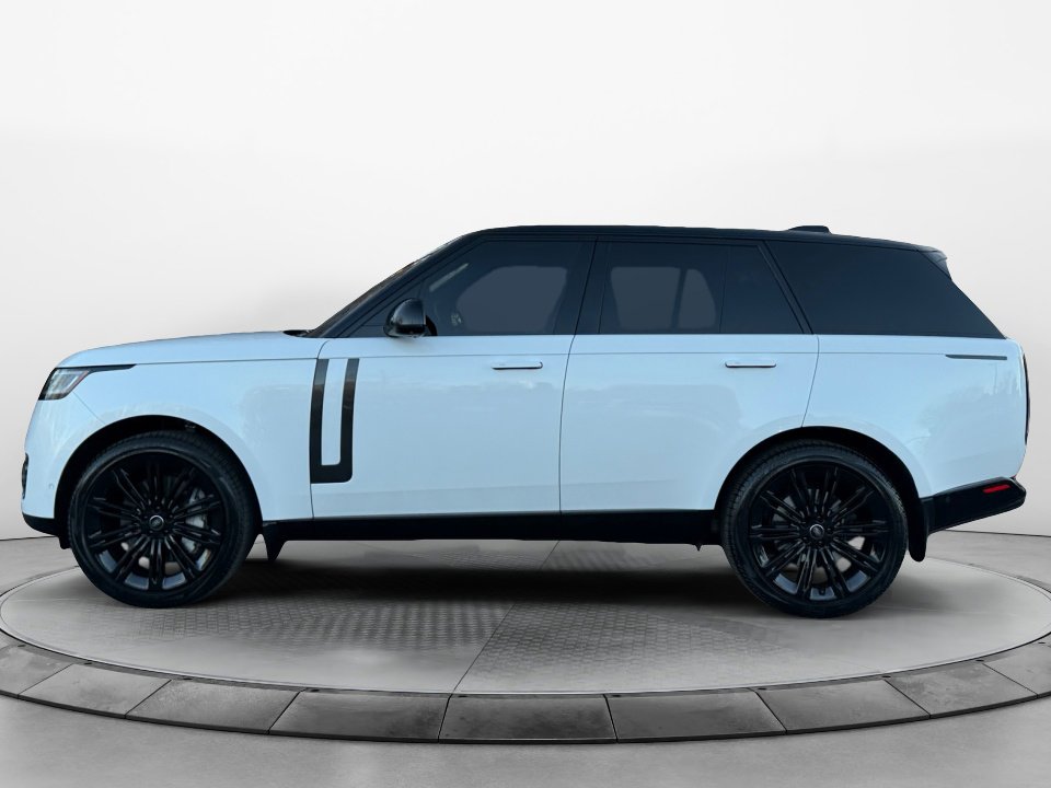 Certified 2023 Land Rover Range Rover SE AWD/4WD image 4
