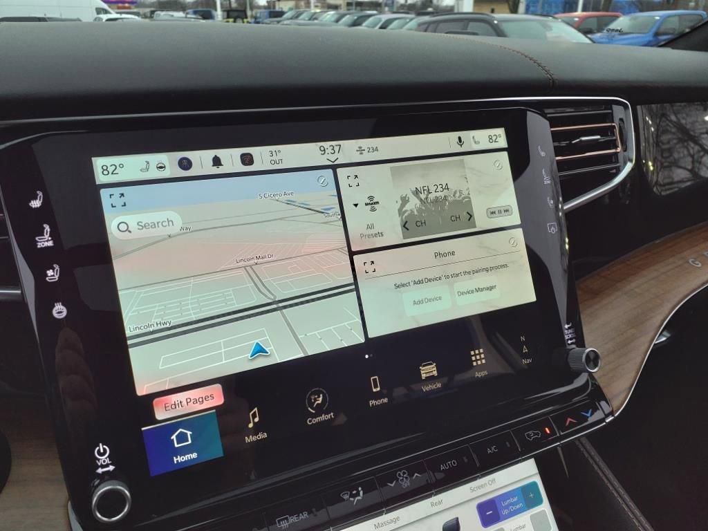 New 2024 Jeep Grand Wagoneer Series III image 16