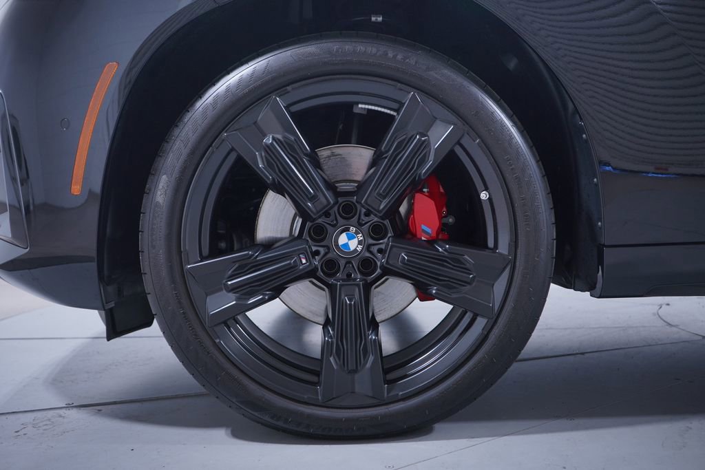 Used 2025 BMW X3 xDrive30i w/ M Sport Package image 2