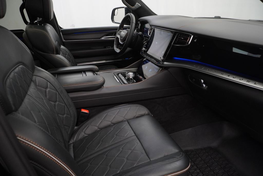 Certified 2025 Jeep Grand Wagoneer L Series III w/ Quick Order Packagew 28T image 52