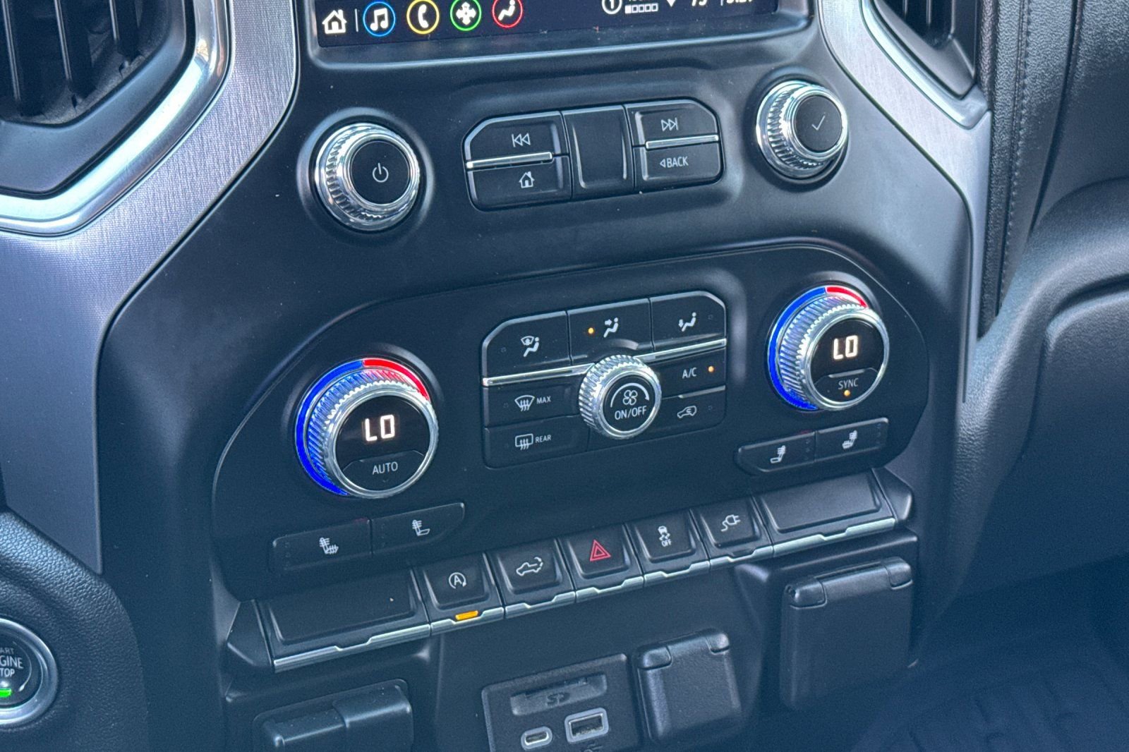 Used 2021 GMC Sierra 1500 SLT image 30