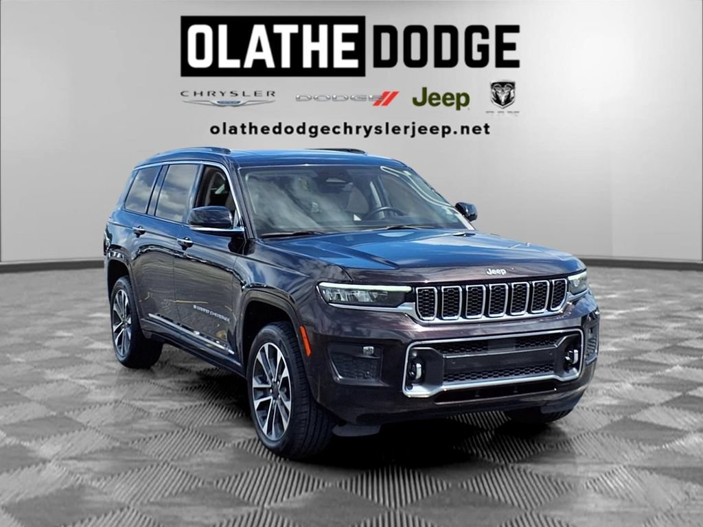 Used 2022 Jeep Grand Cherokee L Overland w/ Luxury Tech Group IV AWD/4WD image 32
