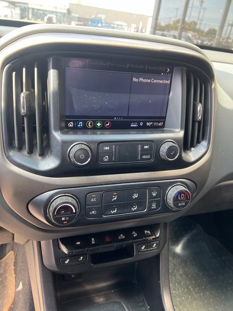Used 2019 Chevrolet Colorado Z71 AWD/4WD image 3