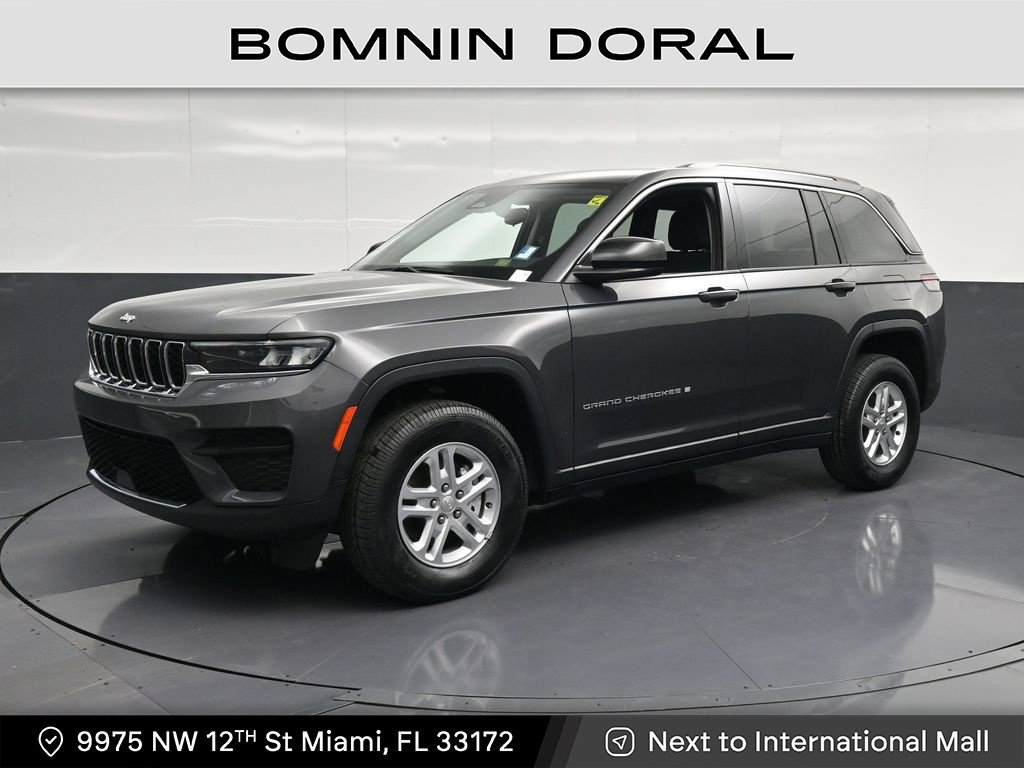 Used 2023 Jeep Grand Cherokee Laredo