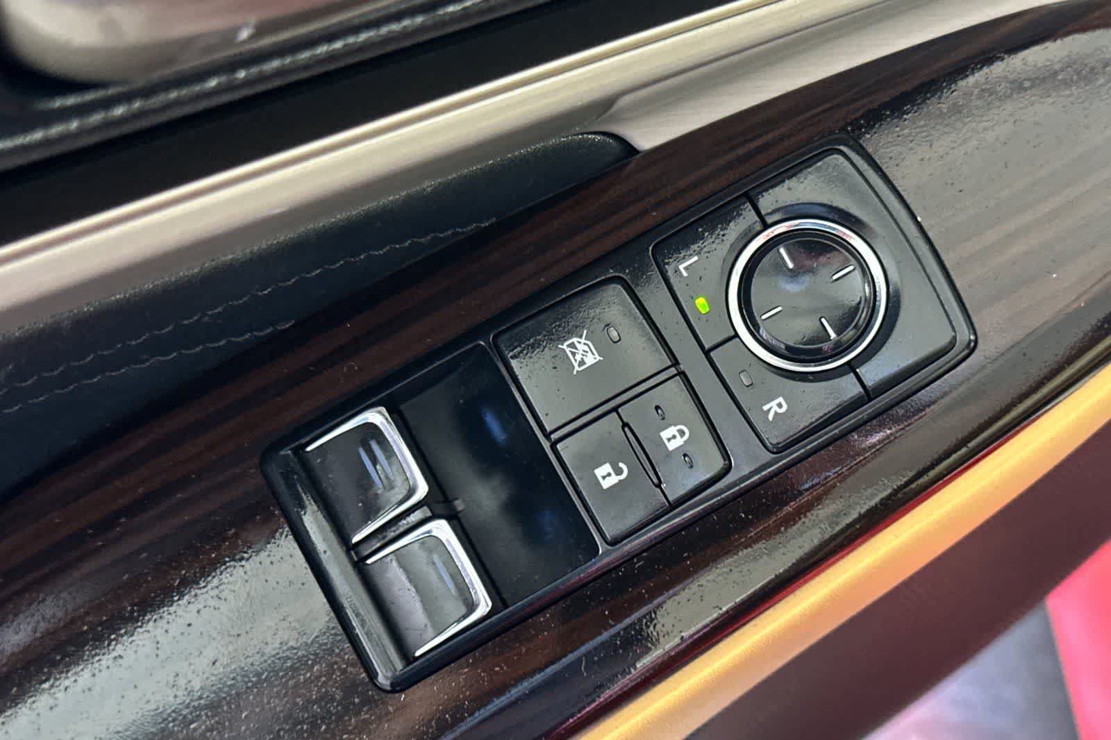 Used 2019 Lexus RC 300 w/ Premium Package RWD image 14