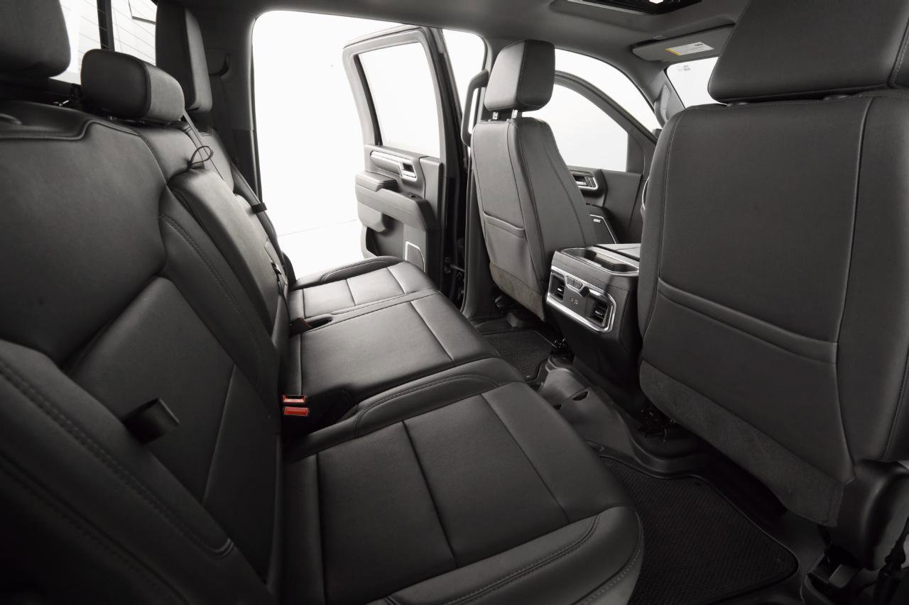 Used 2024 Chevrolet Silverado 2500 LTZ w/ LTZ Plus Package image 22