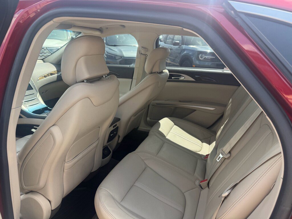 Used 2016 Lincoln MKZ Hybrid w/ Equipment Group 600A Reserve FWD image 11