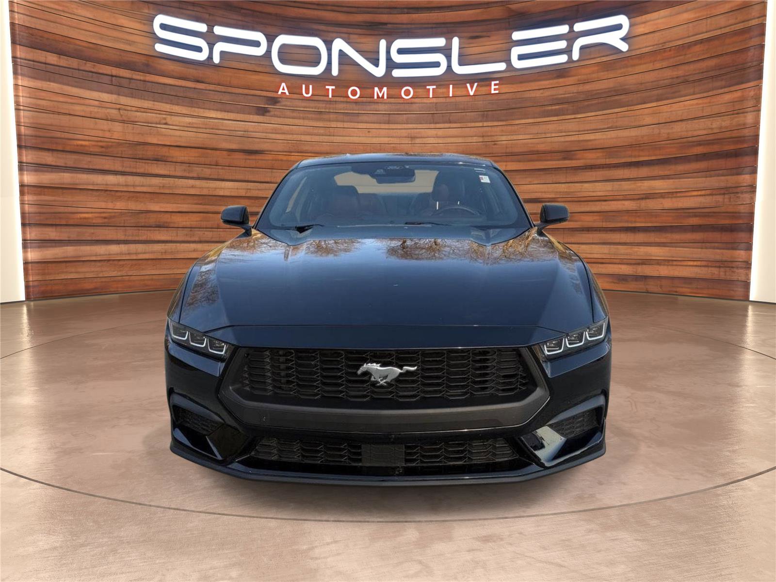 Used 2025 Ford Mustang Premium image 9