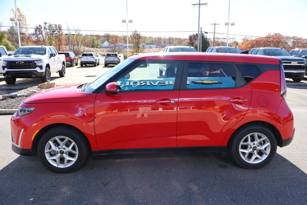 Used 2025 Kia Soul LX w/ Option Group 015 image 25