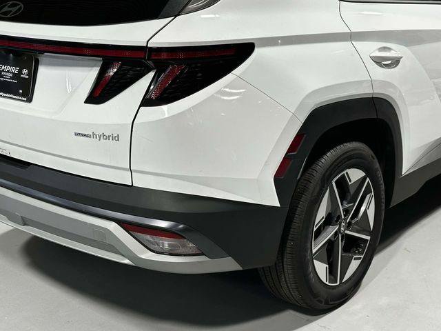 Certified 2025 Hyundai Tucson SEL AWD/4WD image 9