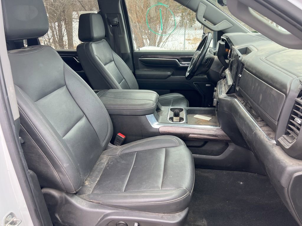 Used 2024 Chevrolet Silverado 2500 LTZ w/ LTZ Convenience Package image 40