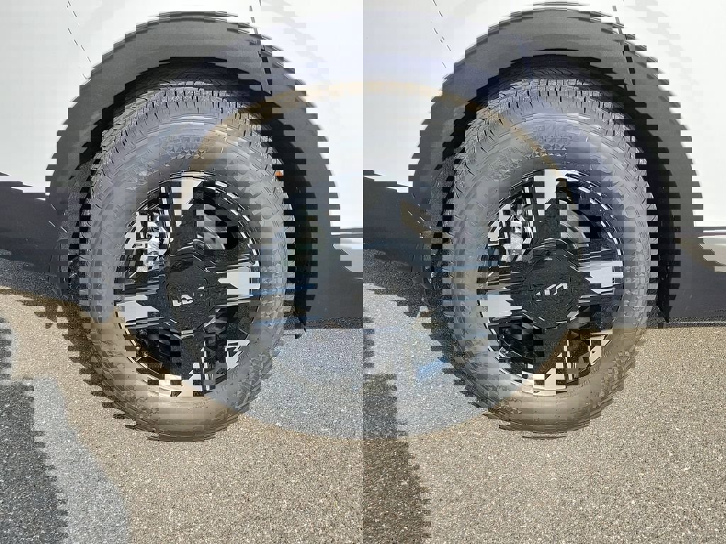 New 2026 Kia Sportage LX w/ LX Convenience Package image 39