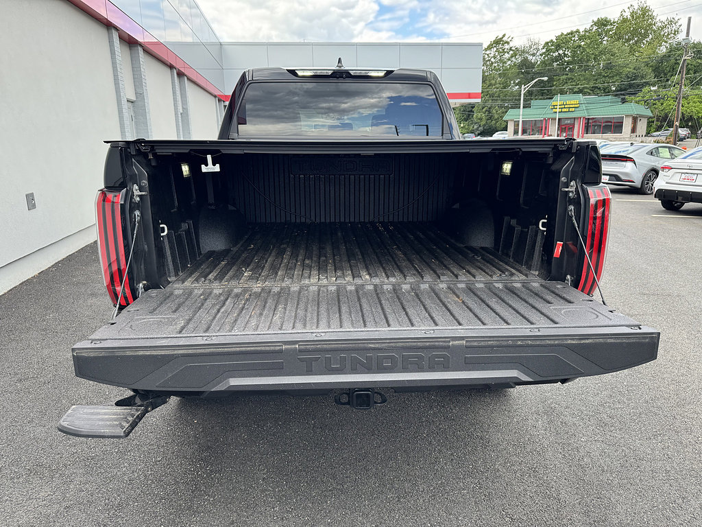Used 2024 Toyota Tundra Platinum AWD/4WD image 10