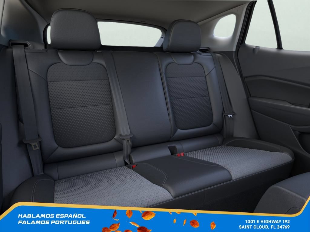 New 2026 Chevrolet Trax LT w/ Sunroof Package FWD image 17
