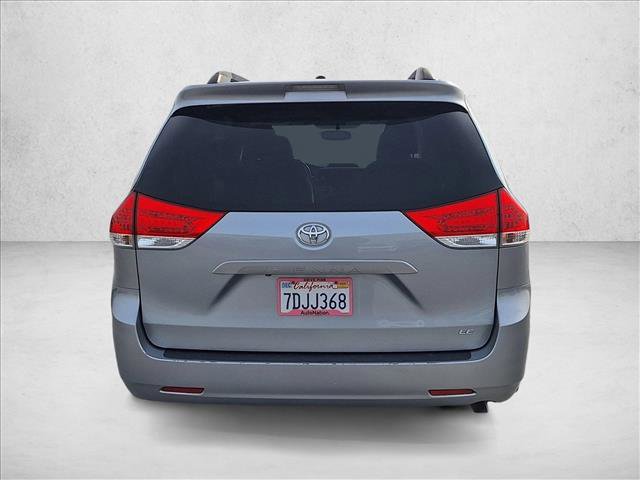 Used 2014 Toyota Sienna LE image 6