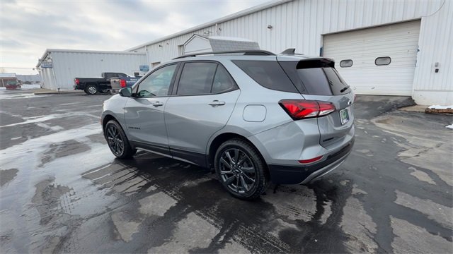 Certified 2024 Chevrolet Equinox RS w/ LPO, Floor Liner Package image 7
