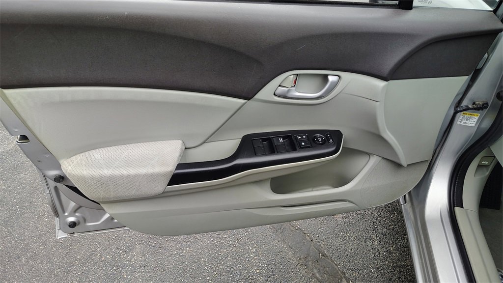 Used 2012 Honda Civic LX image 8