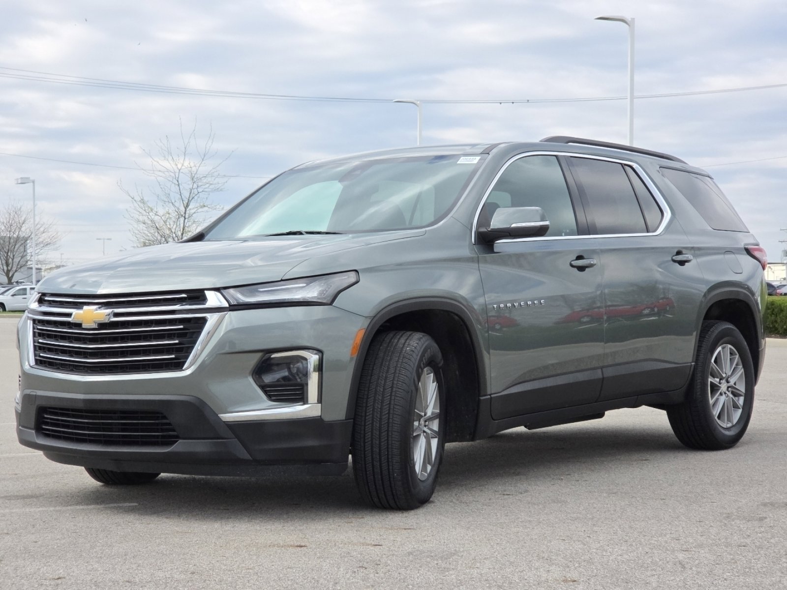 Used 2023 Chevrolet Traverse LT FWD image 13