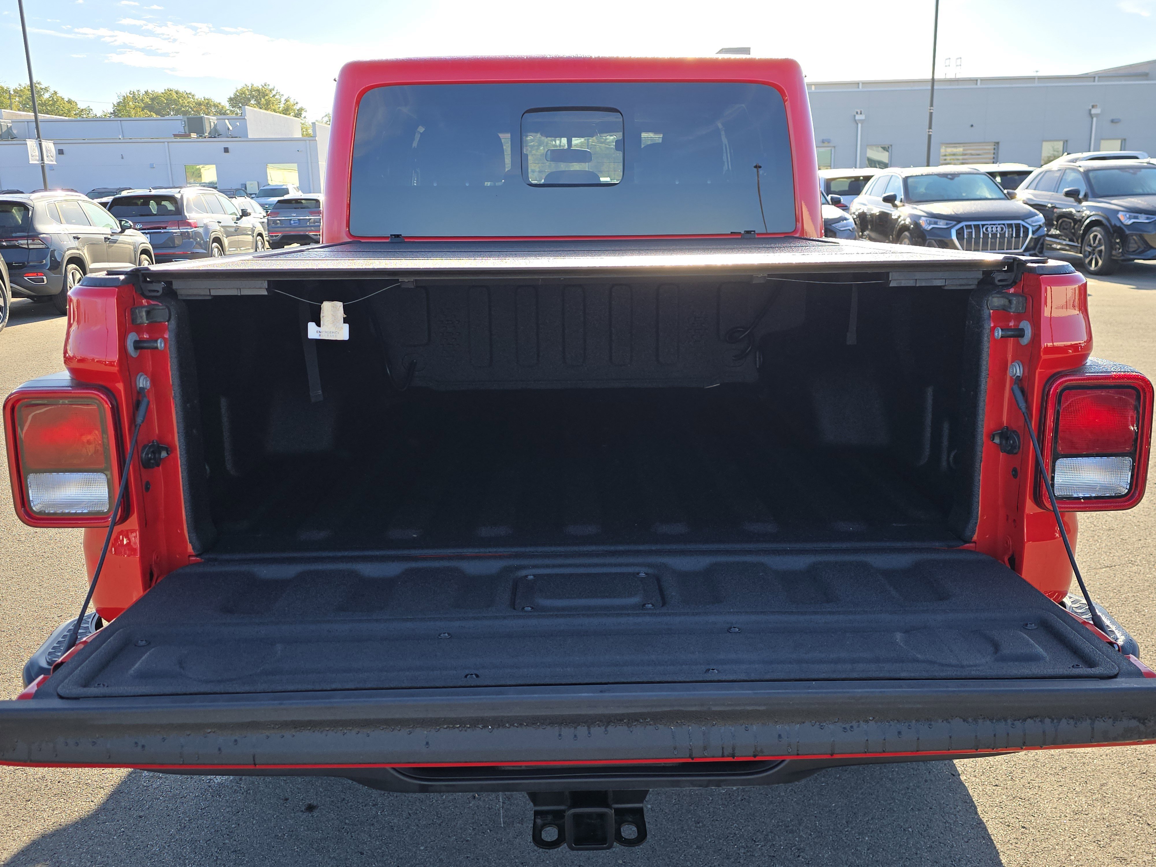 Used 2024 Jeep Gladiator Sport image 13