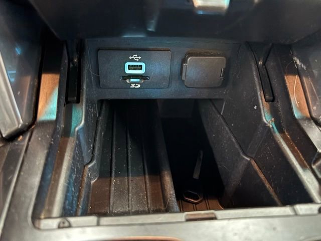 Used 2016 Ford Explorer Limited FWD image 31