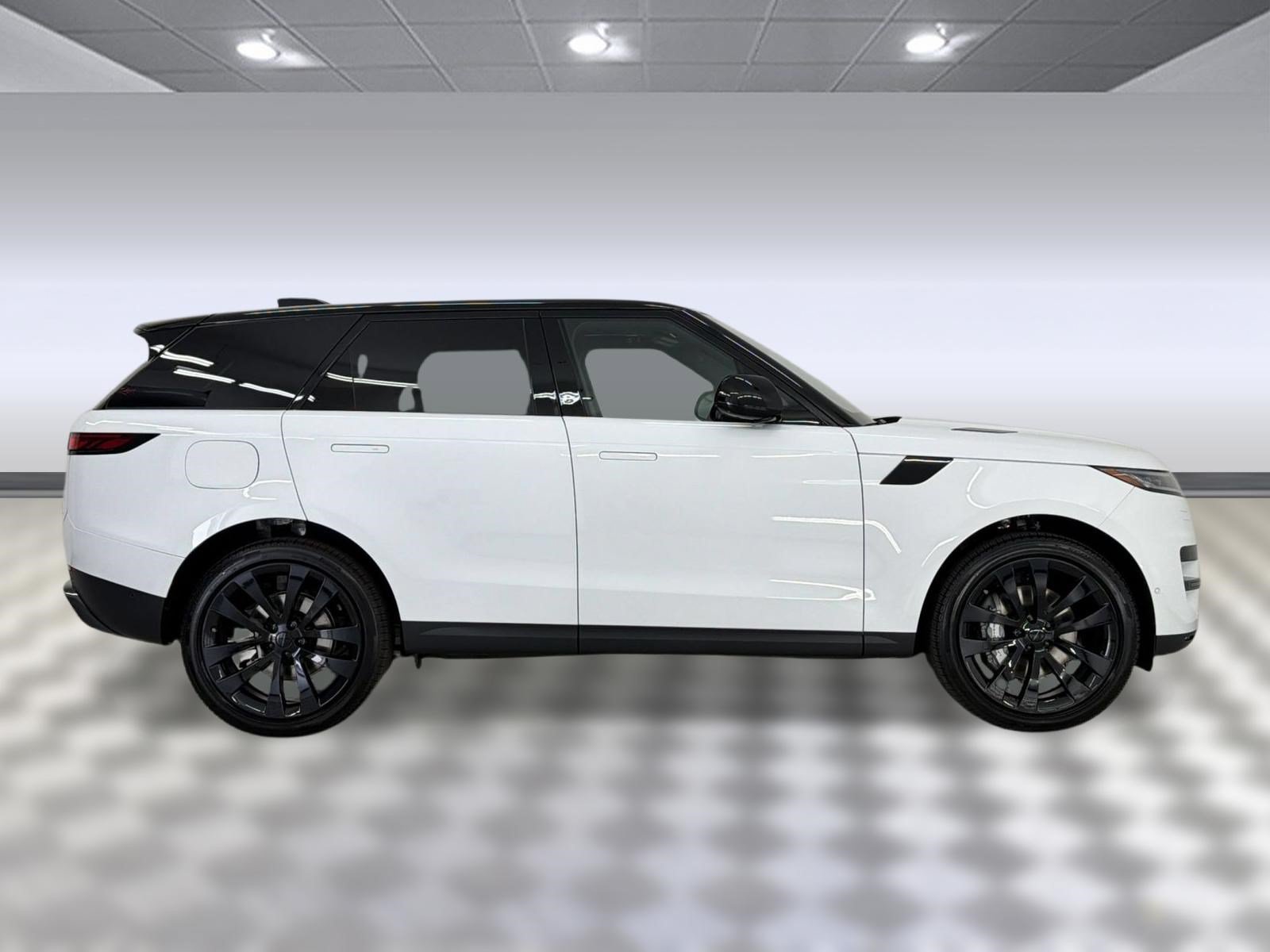 New 2026 Land Rover Range Rover Sport SE AWD/4WD image 8