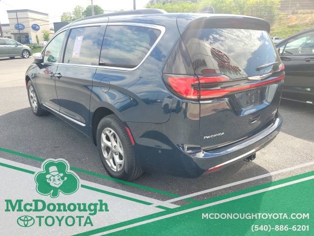 Used 2023 Chrysler Pacifica Limited w/ Trailer Tow Group image 6