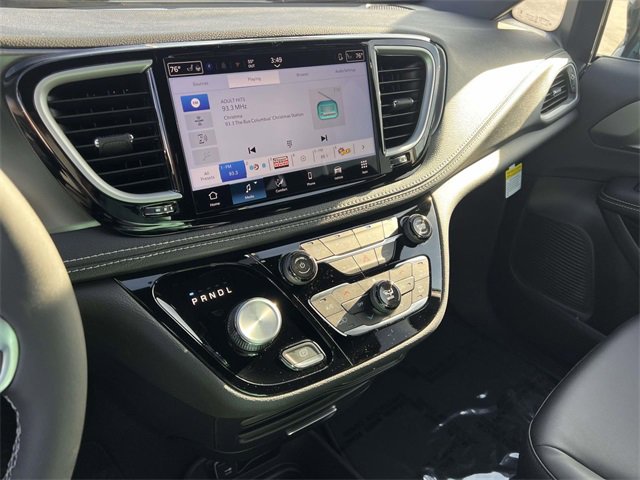New 2026 Chrysler Pacifica Select image 23
