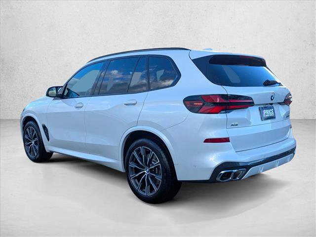 Used 2025 BMW X5 M60i w/ Climate Comfort Package image 7