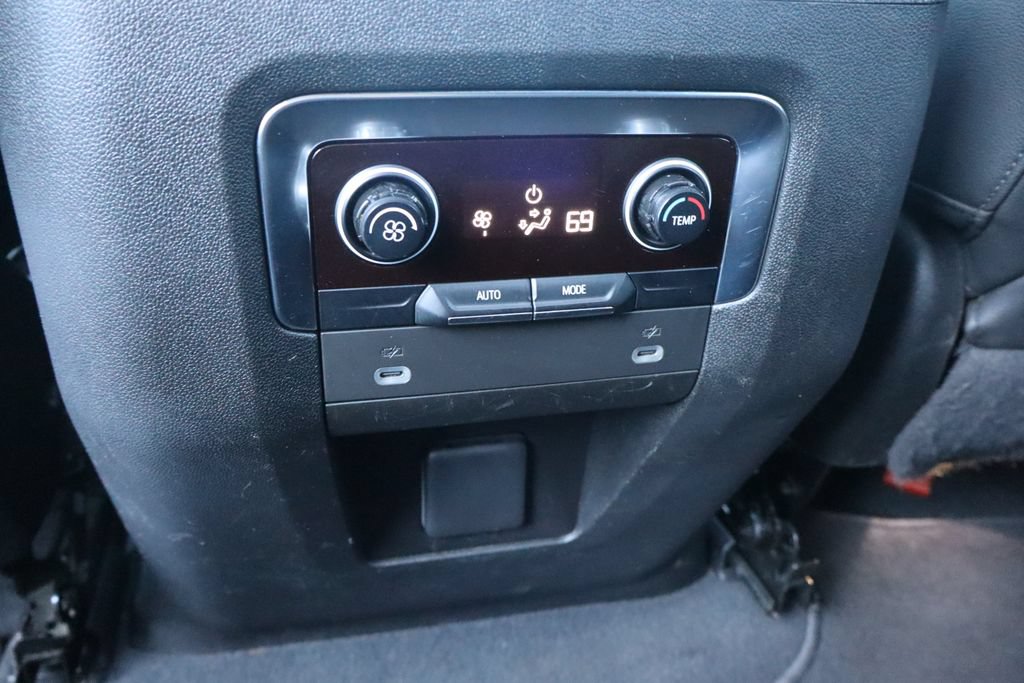Used 2022 Chevrolet Tahoe RST AWD/4WD image 20