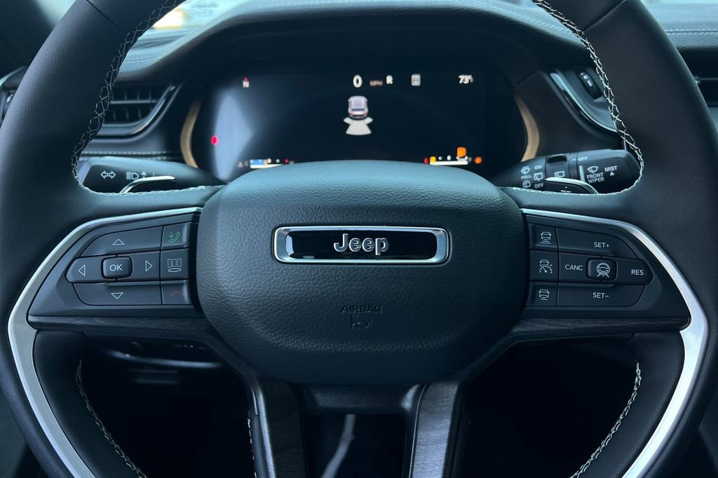 New 2026 Jeep Grand Cherokee L 4WD image 25