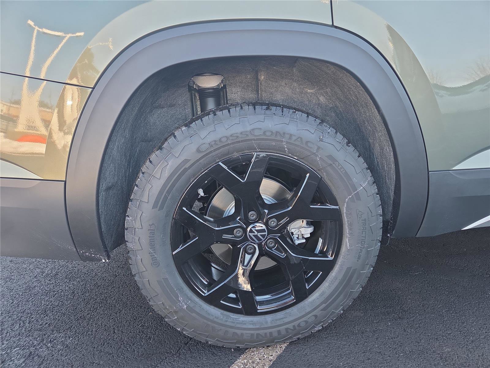 New 2026 Volkswagen Atlas Peak Edition image 11