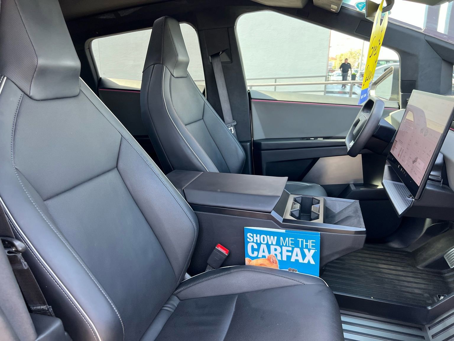 Used 2024 Tesla Cybertruck AWD Crew Cab image 55